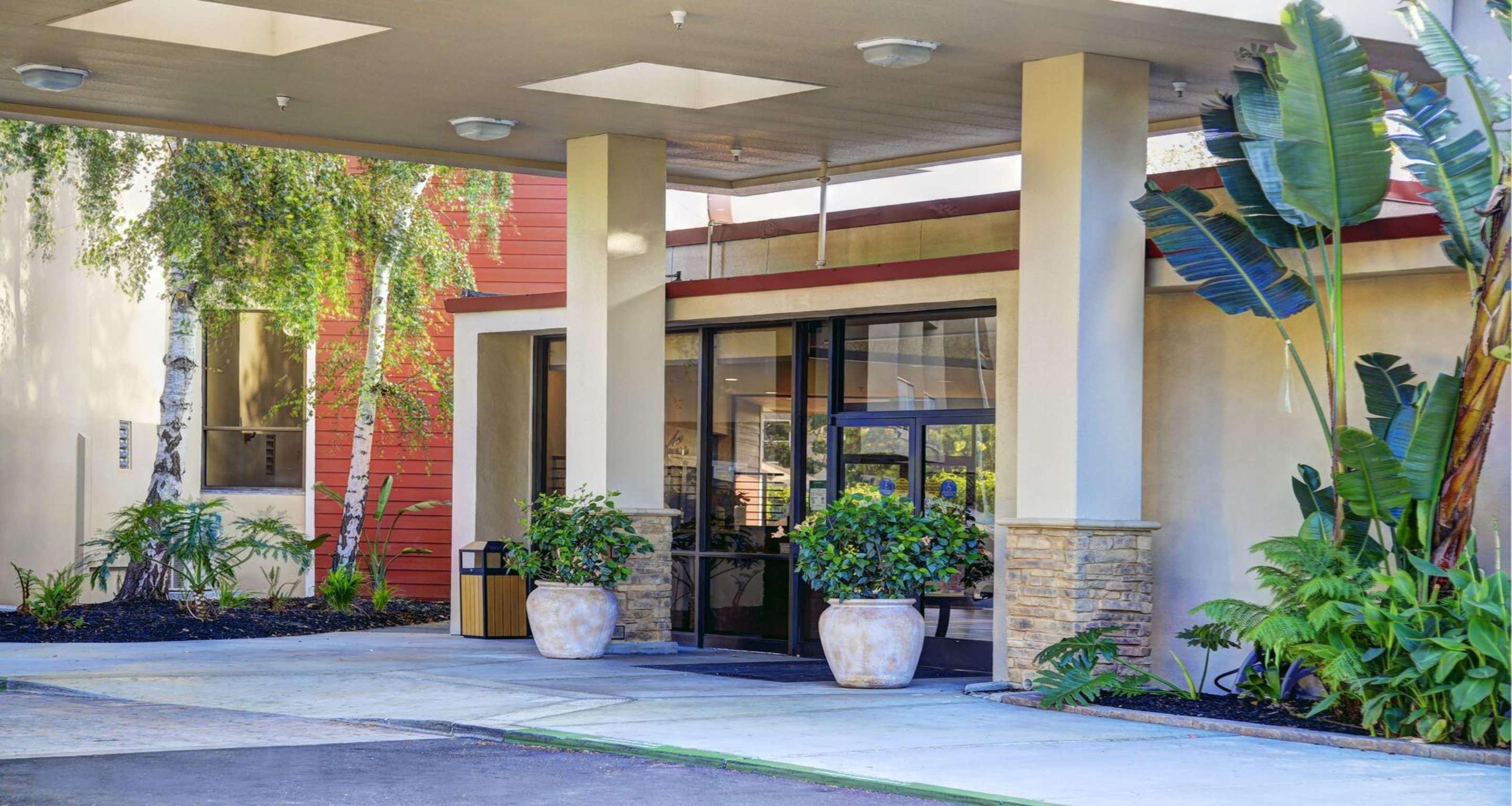 Best Western Plus Garden Court Inn Fremont Exteriör bild