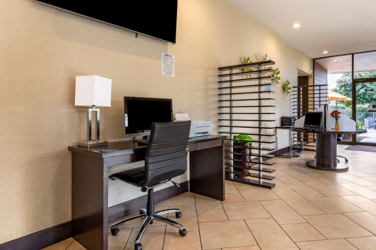 Best Western Plus Garden Court Inn Fremont Exteriör bild